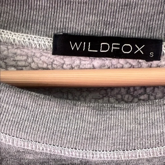 Wildfox Gray Crewneck Monte Snake Charmer Graphic and Pink Roses - Picture 2 of 5